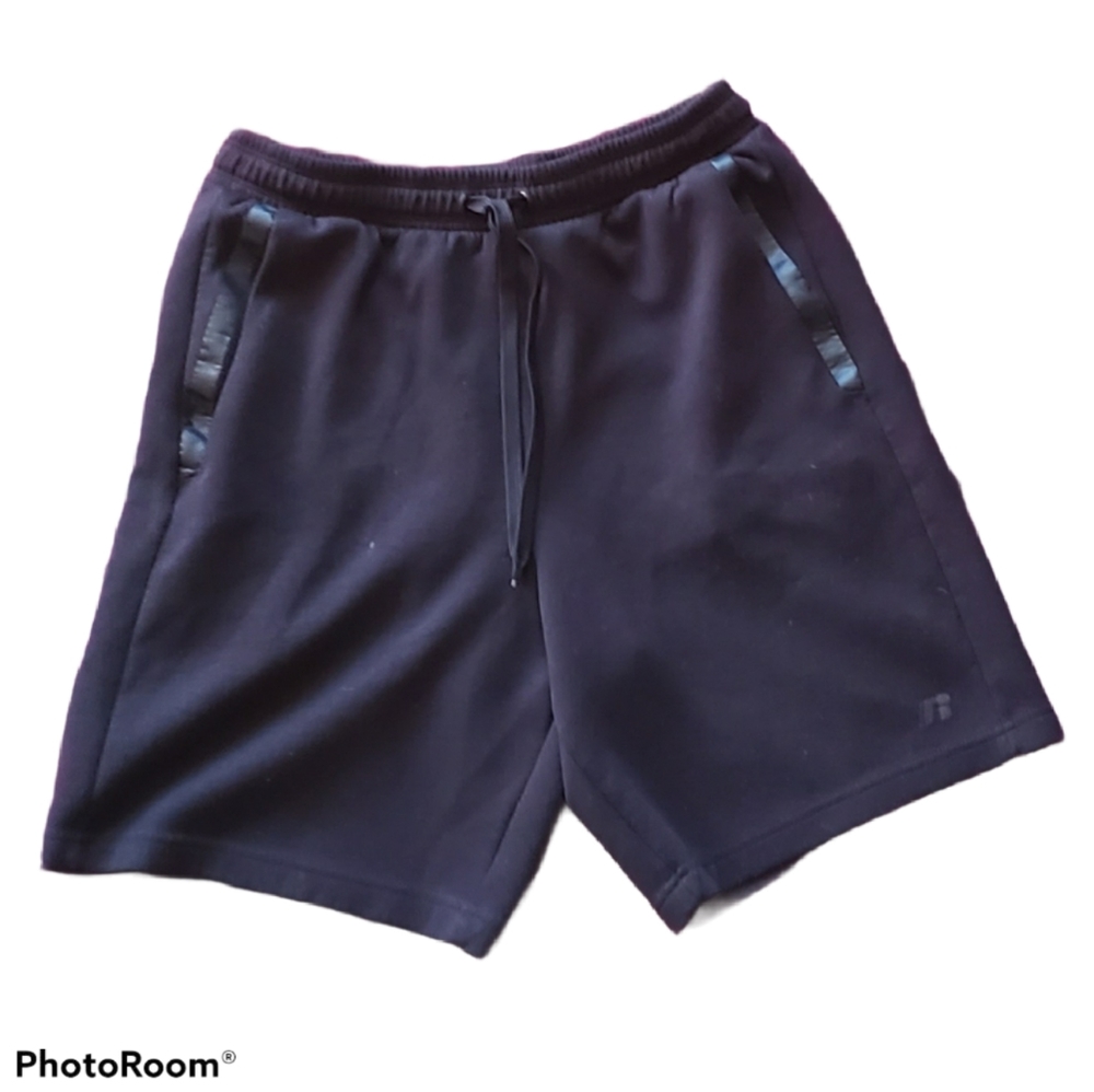 🤑4 for$5🤑 Russell mens shorts